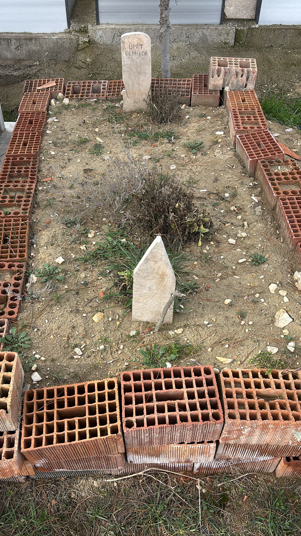 MUZAFFER ÜMİT DEMİRER