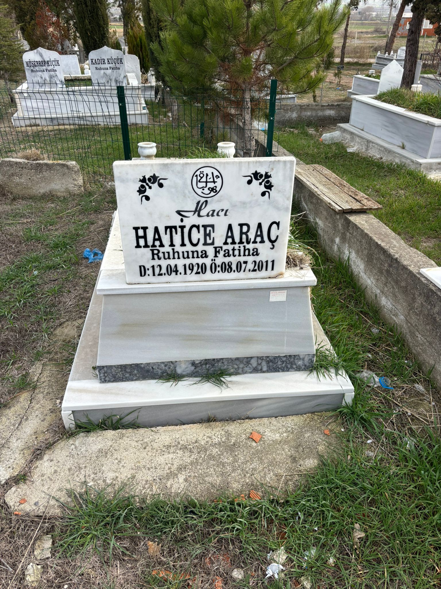 HATİCE ARAÇ