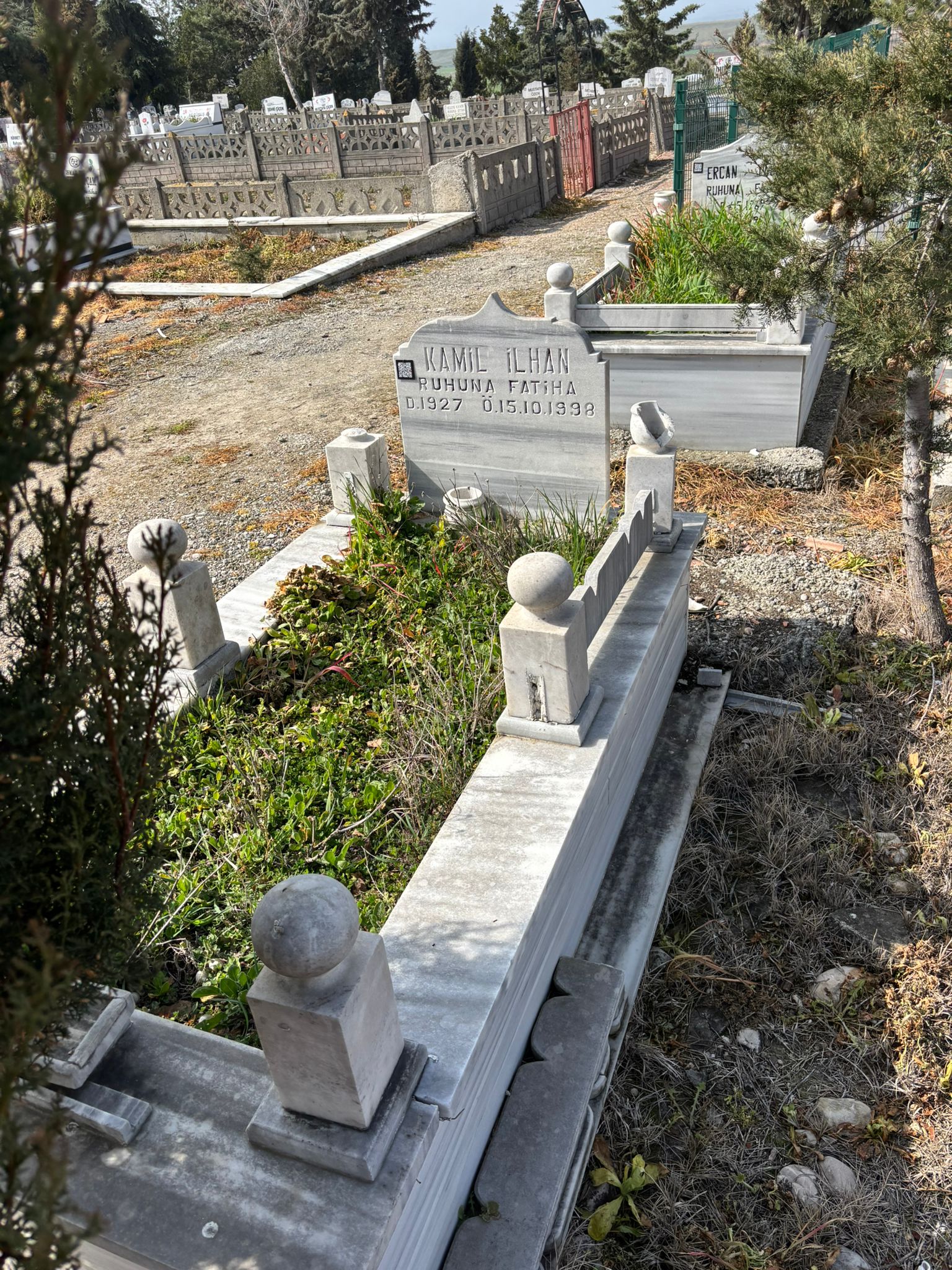 KAMİL İLHAN