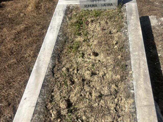 ZARİFE TETİK