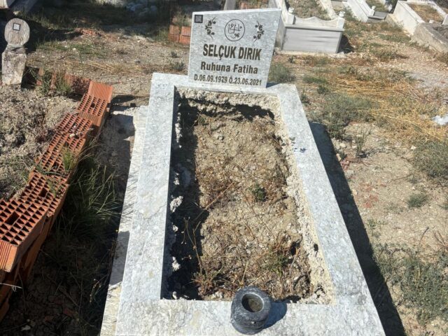 SELÇUK DIRIK